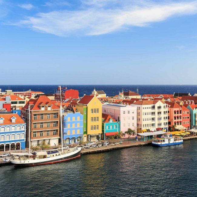 aerial-view-willemstad-curacao-3840x2160