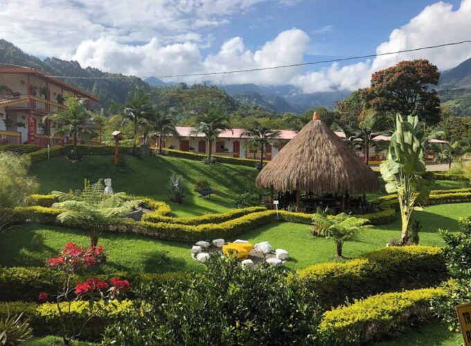 Private Tour Experience to Jardin Antioquia With Hotel